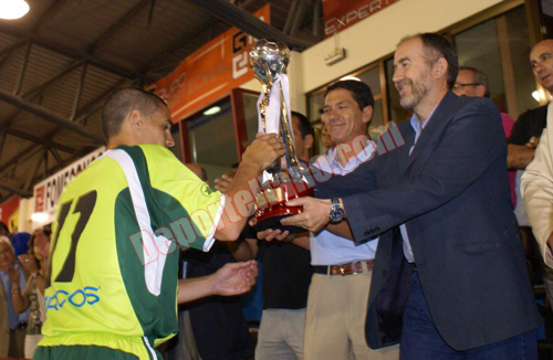 El Albacete recoge el trofeo en la temporada 2008/09